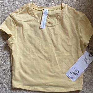 ALO Yoga Light Yellow Tee